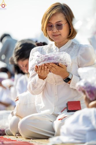 ภาพ No.299350:วันที่ 18 มกราคม พ.ศ. 2569 พิธีต้อนรับพระธรรมยาตรา ณ อนุสรณ์สถานลำดับที่ 5 สถานที่เผยแผ่วิชชาธรรมกายครั้งแรก อนุสรณ์สถานบางปลา วัดบางปลา อำเภอบางเลน จังหวัดนครปฐม ในโครงการธรรมยาตรา กตัญญูบูชา มหาปูชนียาจารย์ พระมงคลเทพมุนี(สด จนฺทสโร) พระผู้ปราบมาร อนุส