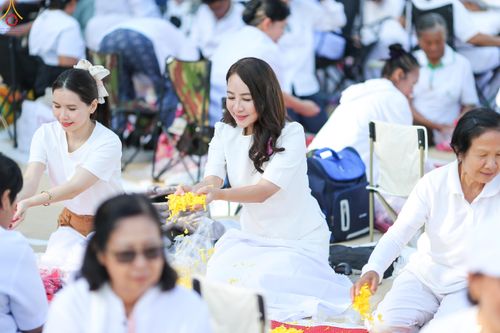 ภาพ No.289609:วันที่ 7 มกราคม พ.ศ. 2569 พิธีต้อนรับพระธรรมยาตรา ณ อนุสรณ์สถานลำดับที่ 2 สถานที่ตั้งมโนปณิธานบวชตลอดชีวิต อนุสรณ์สถานคลองบางนางแท่น อ.สามพราน จ.นครปฐม ในโครงการธรรมยาตรา กตัญญูบูชา มหาปูชนียาจารย์ พระมงคลเทพมุนี(สด จนฺทสโร) พระผู้ปราบมาร อนุสรณ์สถาน 7 แ