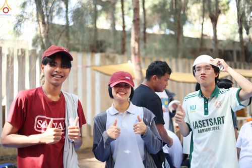 ภาพ No.296160:ภาพเบื้องหลังอาสาสมัครรวมใจ ชุดที่ 2 ในโครงการธรรมยาตรา กตัญญูบูชา มหาปูชนียาจารย์ พระมงคลเทพมุนี(สด จนฺทสโร) พระผู้ปราบมาร อนุสรณ์สถาน 7 แห่ง ปีที่ 14