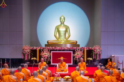 ภาพ No.83526:พิธีบรรพชาอุปสมบทหมู่ธรรมทายาทนานาชาติ (ภาคภาษาจีน) รุ่นที่ 18 ณ โบสถ์พระไตรปิฎก วัดพระธรรมกาย จ.ปทุมธานี วันเสาร์ที่ 15 กรกฎาคม 2566