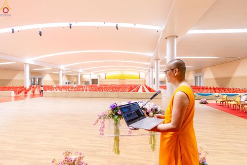 ภาพ No.322802:วันที่ 15-18 เมษายน พ.ศ.2569 การเเตรียมโต๊ะฉัน , เตรียมจุดพักค้าง , เรียงเก้าอี้ , เรียงกล่องไทยธรรม  เพื่องานถวายมหาสังฆทาน 40,000 กว่าวัดทั่วประเทศ วันคุ้มครองโลก 22 เมษายน พ.ศ.2569 วัดพระธรรมกาย