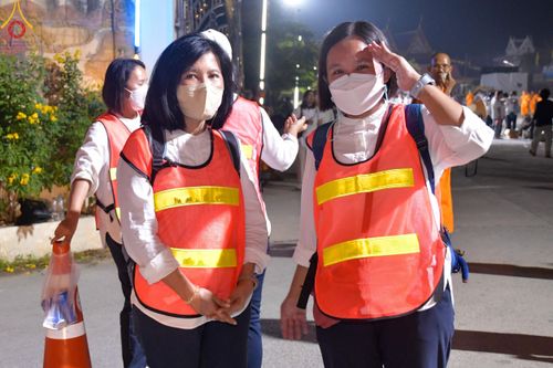 ภาพ No.115827:V.15 สามัคคี การเตรียมงาน เก็บงาน การรับบุญของเจ้าหน้าที่หน่วยงานต่างๆ เพื่อโครงการธรรมยาตรา กตัญญูบูชามหาปูชนียาจารย์ พระมงคลเทพมุนี (สด จนฺทสโร) พระผู้ปราบมาร อนุสรณ์สถาน 7 แห่ง ปีที่ 12 ระหว่างวันที่ 2 - 31 มกราคม พ.ศ.2567