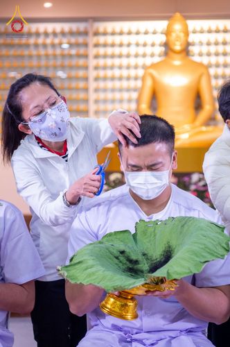 ภาพ No.68105:พิธีบรรพชาสามเณร รุ่นที่ 9 ประจำปี 2565 ณ วัดพระธรรมกายฮ่องกง ประเทศสาธารณรัฐประชาชนจีน วันที่ 24 ธันวาคม พ.ศ. 2565