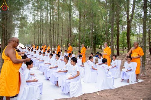 ภาพ No.213835:วันเสาร์ที่ 29 มีนาคม พ.ศ. 2568 พิธีตัดปอยผม ขอขมาผู้ปกครอง มอบบาตร-ผ้าไตร และพิธีบรรพชาสามเณร ณ ศูนย์ปฏิบัติธรรมจังหวัดระยอง (บ้านช่องลม) ต.บางบุตร อ.บ้านค่าย จ.ระยอง