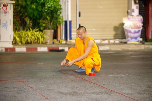 ภาพ No.126824:V.30 เต็มที่ เพื่อโคราช การเตรียมงาน ปฏิบัติงาน และเก็บงาน ของเจ้าหน้าที่หน่วยงานต่างๆ ทุกภาคส่วน เพื่อพิธีทำบุญเมืองนครราชสีมา ฉลอง 556 ปี ตักบาตรพระ 10,000 รูป ในวันเสาร์ที่ 2 มีนาคม พ.ศ.2567 ณ อนุสาวรีย์ท้าวสุรนารี จ.นครราชสีมา จัดโดย คณะสงฆ์จังหวัดนค