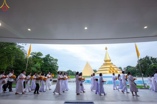 ภาพ No.156717:พิธีบรรพชาอุปสมบท ธรรมทายาท โครงการอุปสมบทหมู่บูชาธรรมครบรอบ 107 ปี วันครูผู้ค้นพบวิชชาธรรมกาย ณ โบสถ์พระไตรปิฏก วัดพระธรรมกาย วันเสาร์ที่ 14 กันยายน พ.ศ. 2567