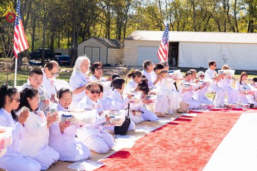 ภาพ No.168213:พิธีทอดกฐินสามัคคี ประจำปี 2567 สร้างอาคารแก้วธรรมชัยรัตนอนันต์ บูชาธรรม 80 ปี หลวงพ่อธัมมชโย ณ วัดพระธรรมกายเทนเนสซี สหรัฐอเมริกา วันอาทิตย์ที่ 20 ตุลาคม พ.ศ. 2567