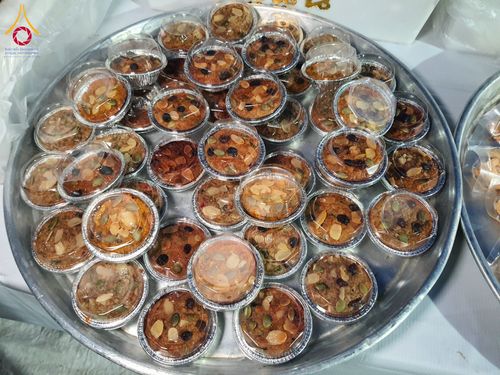 ภาพ No.200921:พิธีถวายภัตตาหารเป็นสังฆทาน แด่พระธรรมยาตรา ณ อนุสรณ์สถานบางปลา วัดบางปลา อำเภอบางเลน จังหวัดนครปฐม ในโครงการธรรมยาตรา กตัญญูบูชา มหาปูชนียาจารย์ พระมงคลเทพมุนี(สด จนฺทสโร) พระผู้ปราบมาร อนุสรณ์สถาน 7 แห่ง ปีที่ 13 วันที่ 24 มกราคม พ.ศ. 2568