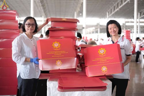 ภาพ No.210927:วันที่ 15 มีนาคม พ.ศ. 2568  บุญบรรจุกล่องไทยธรรม เพื่อถวายแด่พระสังฆาธิการ 40,000 กว่าวัดทั่วไทย ในวันคุ้มครองโลก 22 เมษายน พ.ศ. 2568