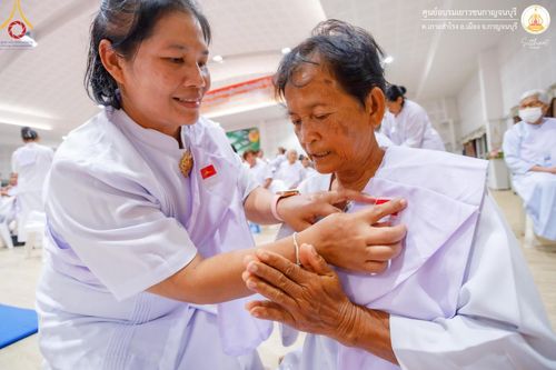 ภาพ No.157884:โครงการอบรมอุบาสก อุบาสิกาแก้ว  ตัวแทนทอดกฐิน 30,000 วัด ทั่วไทย บูชาธรรม 80 ปี หลวงพ่อธัมมชโย โซนตะวันตก 6 จังหวัด รุ่นที่ 3 ระหว่างวันที่ 20-22 กันยายน พ.ศ. 2567 ณ ศูนย์อบรมเยาวชนกาญจนบุรี