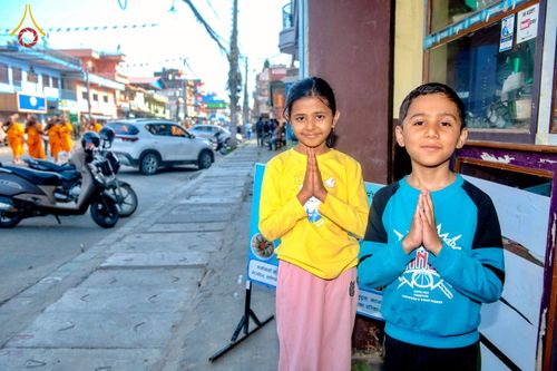 ภาพ No.212953:วันที่ 14 - 15 มีนาคม พ.ศ. 2568 คณะสงฆ์และสามเณรเดินธรรมยาตรา ในโครงการบวชสามเณรเนปาล 500 รูป ไปยังสถานที่รอบมายาเทวีและลุมพินีเกรด ณ ลุมพินี ประเทศเนปาล