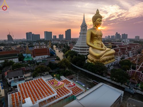 ภาพ No.119216:พิธีจุดประทีปถวายเป็นพุทธบูชา และบูชาธรรมมหาปูชนียาจารย์ พระมงคลเทพมุนี(สด จนฺทสโร) ในโครงการธรรมยาตราฯ วันที่ 26 มกราคม พ.ศ. 2567 ณ อาคารธรรมยาตรา กตัญญูบูชามหาปูชนียาจารย์ ตรงข้ามวัดปากน้ำภาษีเจริญ จ.กรุงเทพมหานคร