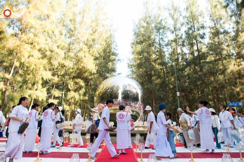 ภาพ No.107698:V.4 ทุ่มใจ การเตรียมงาน เก็บงาน การรับบุญของเจ้าหน้าที่หน่วยงานต่างๆ เพื่อโครงการธรรมยาตรา กตัญญูบูชามหาปูชนียาจารย์ พระมงคลเทพมุนี (สด จนฺทสโร) พระผู้ปราบมาร อนุสรณ์สถาน 7 แห่ง ปีที่ 12 ระหว่างวันที่ 2 - 31 มกราคม พ.ศ.2567