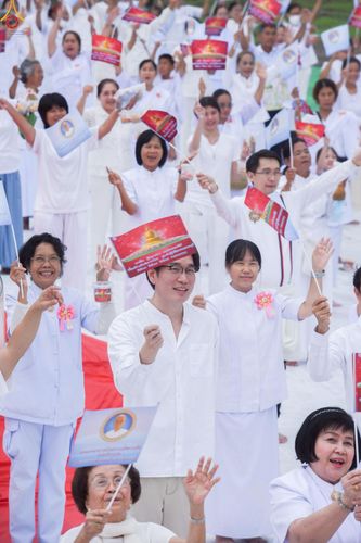 ภาพ No.246907:วันอาทิตย์ที่ 14 กันยายน พ.ศ. 2568 พิธีทอดผ้าป่า ซื้อดิน ปรับพื้นที่ลานธรรม  และพิธีกลั่นแผ่นดิน โปรยทราย สถาปนาองค์พระเจดีย์ เพื่อสร้างสันติภาพโลก  ณ ศูนย์ปฏิบัติธรรมสระบุรี อ.พระพุทธบาท จ.สระบุรี