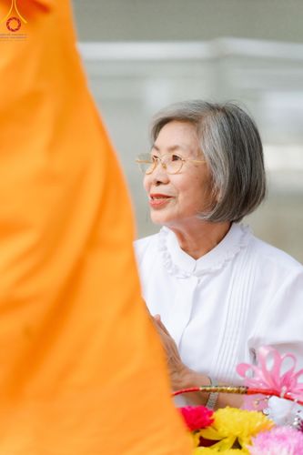 ภาพ No.120366:พิธีต้อนรับพระธรรมยาตรา ในโครงการธรรมยาตรา กตัญญูบูชา มหาปูชนียาจารย์ พระมงคลเทพมุนี(สด จนฺทสโร) พระผู้ปราบมาร อนุสรณ์สถาน 7 แห่ง ปีที่ 12 วันที่ 28 มกราคม พ.ศ. 2567 ณ วัดพระธรรมกาย จ.ปทุมธานี (ชุดที่ 2)