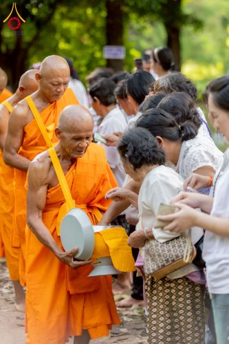 ภาพ No.231843:วันเสาร์ ที่ 5 กรกฎาคม พ.ศ. 2568 พิธีบรรพชา อุปสมบท โครงการอุปสมบท บูชาธรรมมหาปูชนียาจารย์ รุ่นเข้าพรรษา ณ วัดเกาะแก้วประชานุรักษ์ อ.วังทอง  จ.พิษณุโลก