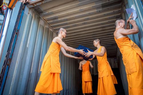 ภาพ No.220630:วันที่ 22 - 25 เมษายน พ.ศ. 2568 การต้อนรับพักค้างพระสังฆาธิการ และการเก็บงานพักค้าง เพื่องานวันคุ้มครองโลก ณ วัดพระธรรมกาย