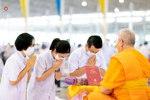 ภาพ No.80574:พิธีถวายทุนสนับสนุนการสร้าง พระไตรปิฎกฉบับธรรมชัย วันเสาร์ที่ 29 เมษายน พ.ศ. 2566 ณ สภาธรรมกายสากล วัดพระธรรมกาย