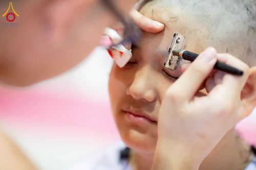 ภาพ No.213592:วันเสาร์ที่ 29 มีนาคม พ.ศ. 2568 พิธีปลงผม โครงการสามเณรยุวธรรมทายาท รุ่นที่ 33 โครงการสามเณรมัชฌิมธรรมทายาท รุ่นที่ 29 ณ ห้องปฏิบัติธรรมวิหารคด คอร์ 13 วัดพระธรรมกาย