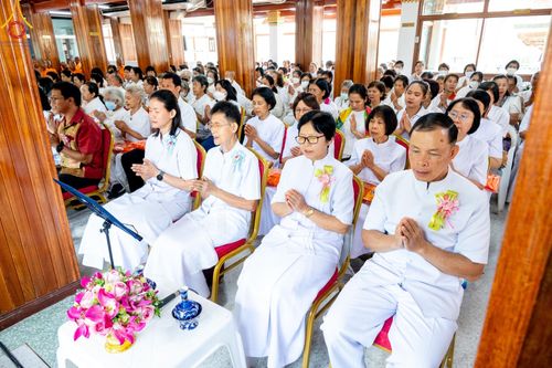 ภาพ No.203432:พิธีทอดผ้าป่าทำนุบำรุงศาสนสถาน ณ วัดปรางค์หลวง ตำบลบางม่วง อำเภอบางใหญ่ จังหวัดนนทบุรี ในโครงการธรรมยาตรา กตัญญูบูชา มหาปูชนียาจารย์ พระมงคลเทพมุนี(สด จนฺทสโร) พระผู้ปราบมาร อนุสรณ์สถาน 7 แห่ง ปีที่ 13 วันที่ 29 มกราคม พ.ศ. 2568