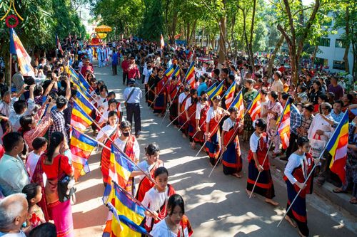 ภาพ No.98661:พิธีทอดกฐินสมทบวัดกัลยาณมิตรต่างประเทศ ณ วัดราชบัณนะวิหาร เมืองรังกามาติ ประเทศบังกลาเทศ วันศุกร์ที่ 24 พฤศจิกายน พ.ศ. 2566