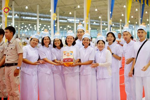 ภาพ No.264712:วันอาทิตย์ที่ 2 พฤศจิกายน พ.ศ. 2568 พิธีทอดกฐินสามัคคี ณ สภาธรรมกายสากล วัดพระธรรมกาย