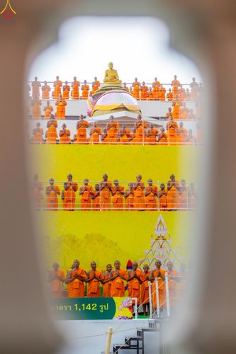 ภาพ No.300066:วันที่ 22 มกราคม พ.ศ.2569 พระธรรมยาตราปฏิบัติธรรม และถ่ายภาพหมู่ประวัติศาสตร์ ณ อาคารธรรมยาตรา กตัญญูบูชามหาปูชนียาจารย์  ตรงข้ามวัดปากน้ำภาษีเจริญ จ.กรุงเทพมหานคร ในโครงการธรรมยาตรา กตัญญูบูชา มหาปูชนียาจารย์ พระมงคลเทพมุนี(สด จนฺทสโร) พระผู้ปราบมาร อนุ