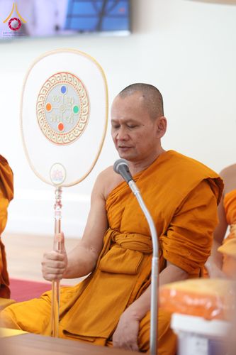 ภาพ No.290289:วันอังคารที่ 6 มกราคม พ.ศ. 2569 พิธีเจริญพุทธมนต์ ปฏิบัติธรรม มอบทุนการศึกษา ถวายสังฆทาน 142 วัด ณ ศูนย์ปฏิบัติธรรมพระมงคลเทพมุนี อ.สองพี่น้อง จ.สุพรรณบุรี