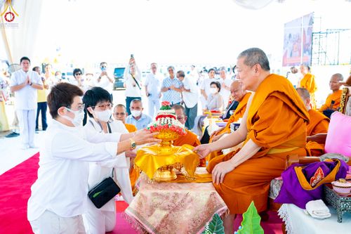 ภาพ No.79517:พิธีเททองหล่อพระประธาน ประจำอุโบสถวัดสายสุวพรรณ ณ มณฑลพิธีฯ ธรรมอุทยาน สัตตมหาสถาน หน้าอุโบสถวัดสายสุวพรรณ ต.คลองสี่ อ.คลองหลวง จ.ปทุมธานี วันเสาร์ที่ 1 เมษายน พ.ศ. 2566