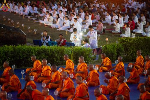 ภาพ No.314280:วันอังคารที่ 17 มีนาคม พ.ศ. 2569 พิธีจุดประทีปเป็นพุทธบูชา ณ วิหารมายาเทวี ลุมพินี ประเทศเนปาล