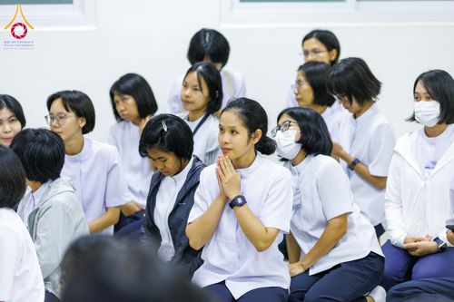 ภาพ No.346211:วันศุกร์ที่ 28 สิงหาคม พ.ศ 2569  บุคลากรใหม่รุ่นที่ 29 เยี่ยมชมศูนย์การแพทย์บุญรักษา ณ วัดพระธรรมกาย