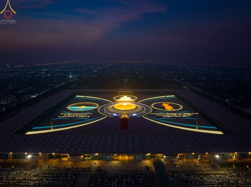 ภาพ No.75252:พิธีจุดประทีปถวายเป็นพุทธบูชา และบูชาธรรมมหาปูชนียาจารย์ ในโครงการธรรมยาตรากตัญญูบูชา มหาปูชนียาจารย์ พระมงคลเทพมุนี(สด จนฺทสโร) พระผู้ปราบมาร ปีที่ 11 ณ อนุสรณ์สถานลำดับที่ 7 สถานที่ขยายวิชชาธรรมกาย วัดพระธรรมกาย จ.ปทุมธานี วันที่ 31 มกราคม พ.ศ. 2566