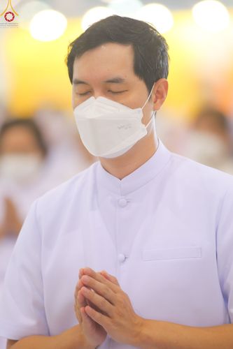 ภาพ No.83627:พิธีวางแผ่นจารึกชื่อและพิธีวางพวงมาลัยสักการะพระประธาน วันอาทิตย์ที่ 16 กรกฎาคม พ.ศ. 2566 ณ รัตนบัลลังก์ สภาธรรมกายสากล วัดพระธรรมกาย