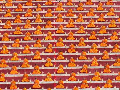 ภาพ No.75234:พิธีจุดประทีปถวายเป็นพุทธบูชา และบูชาธรรมมหาปูชนียาจารย์ ในโครงการธรรมยาตรากตัญญูบูชา มหาปูชนียาจารย์ พระมงคลเทพมุนี(สด จนฺทสโร) พระผู้ปราบมาร ปีที่ 11 ณ อนุสรณ์สถานลำดับที่ 7 สถานที่ขยายวิชชาธรรมกาย วัดพระธรรมกาย จ.ปทุมธานี วันที่ 31 มกราคม พ.ศ. 2566