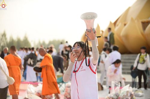 ภาพ No.306736:ภาพเบื้องหลังอาสาสมัครรวมใจ ชุดที่ 5 ในโครงการธรรมยาตรา กตัญญูบูชา มหาปูชนียาจารย์ พระมงคลเทพมุนี(สด จนฺทสโร) พระผู้ปราบมาร อนุสรณ์สถาน 7 แห่ง ปีที่ 14