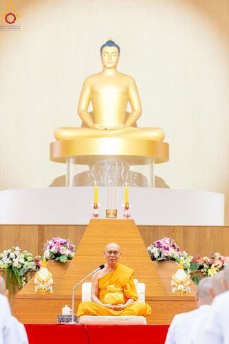 ภาพ No.217207:วันเสาร์ที่ 12 เมษายน พ.ศ. 2568 พิธีบรรพชา พิธีขอศีลและขอนิสสัย พิธีมอบบาตร ในโครงการอุปสมบทหมู่ บูชาธรรมหลวงพ่อธัมมชโย, โครงการธรรมทายาท ระดับอุดมศึกษา รุ่นที่ 52 ,  โครงการบวชพระนานาชาติ AEC & WAB CEO รุ่นที่ 4 ณ วัดพระธรรมกาย