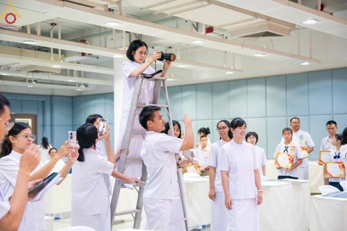 ภาพ No.125379:V.27 มาฆะ สาธุ  การรับบุญเตรียมงาน ปฎิบัติงาน เก็บงาน ของเจ้าหน้าที่หน่วยงานต่างๆ เพื่อวันมาฆบูชา วันเสาร์ที่ 24 กุมภาพันธ์  พ.ศ. 2567 ณ วัดพระธรรมกาย จ.ปทุมธานี