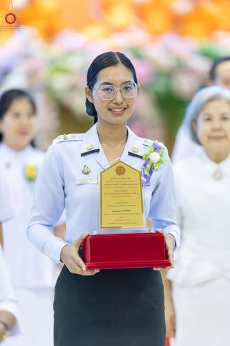 ภาพ No.124654:พิธีมอบโล่วัชรเกียรติยศ โครงการตอบปัญหาศีลธรรมเพื่อสันติภาพโลก (World-PEC) ต่างประเทศ ครั้งที่ 17 ณ ห้องแก้วสารพัดนึก 1 วัดพระธรรมกาย ในวันมาฆบูชา เสาร์ที่ 24 กุมภาพันธ์ พ.ศ. 2567