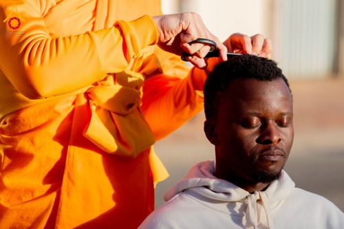 ภาพ No.231177:วันศุกร์ที่ 27 มิถุนายน พ.ศ. 2568 พิธีตัดปอยผมและพิธีปลงผมนาคธรรมทายาทแห่งทวีปแอฟริกา พ.ศ. 2568  โครงการบรรพชาอุปสมบทพระธรรมทายาทนานาชาติแห่งทวีปแอฟริกา ครั้งที่ 2 ณ วัดพระธรรมกายโจฮันเนสเบิร์ก สาธารณรัฐแอฟริกาใต้