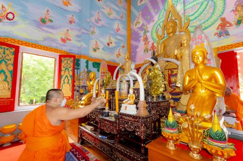 ภาพ No.231805:วันเสาร์ ที่ 5 กรกฎาคม พ.ศ. 2568 พิธีบรรพชา อุปสมบท โครงการอุปสมบท บูชาธรรมมหาปูชนียาจารย์ รุ่นเข้าพรรษา ณ วัดเกาะแก้วประชานุรักษ์ อ.วังทอง  จ.พิษณุโลก