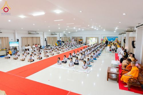 ภาพ No.181364:วันรวมพลังเด็กดีวีสตาร์ ครั้งที่ 17 ณ ธุดงคสถานสุราษฎร์ธานี ต.ขุนทะเล อ.เมือง จ.สุราษฎร์ธานี วันที่ 9 ธันวาคม พ.ศ. 2567