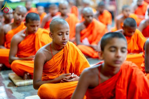 ภาพ No.225592:วันที่ 1 พฤษภาคม พ.ศ. 2568 พิธีเปิดโครงการ สยาม-ลังกา ธรรมยาตรา ฉลองเทศกาลวิสาขบูชาแห่งชาติ ศรีลังกา  และ บูชาธรรม 81 ปี หลวงพ่อธัมมชโย