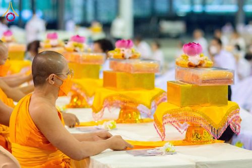 ภาพ No.120623:พิธีถวายภัตตาหารเป็นสังฆทาน แด่คณะพระธรรมยาตรา ปีที่ 12 วันที่ 29 มกราคม พ.ศ. 2567 ณ สภาธรรมกายสากล วัดพระธรรมกาย