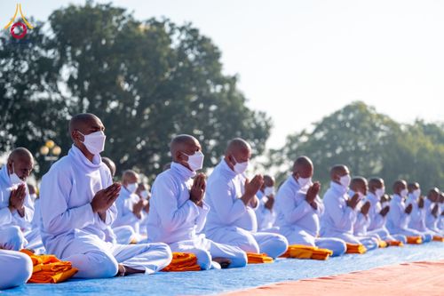 ภาพ No.130481:พิธีบรรพชาธรรมทายาท ในโครงการบรรพชา 1,250 รูป ณ แดนประสูติ สวนลุมพินี ประเทศเนปาล วันที่ 9 มีนาคม พ.ศ. 2567