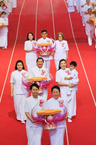 ภาพ No.154514:พิธีทอดผ้าป่าสมทบกฐินวัดพระธรรมกาย และสมทบกฐิน 30,000 วัดทั่วไทย ครั้งที่ 2 ณ สภาธรรมกายสากล วัดพระธรรมกาย วันอังคารที่ 17 กันยายน พ.ศ. 2567