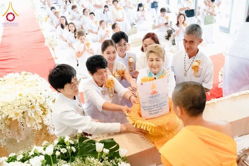 ภาพ No.171794:พิธีทอดกฐิน ศูนย์ปฏิบัติธรรมแก้วเมืองเลย วันที่ 27 ตุลาคม พ.ศ. 2567