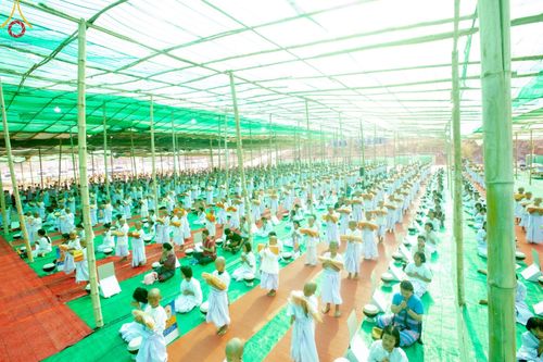 ภาพ No.63017:Photo Story  มหัศจรรย์วัดดงดินแดง Episode 2 โครงการบรรพชาอุปสมบทหมู่ ฟื้นฟูพระพุทธศาสนาทั่วไทย ณ วัดดงดินแดง อ.อมก๋อย จ.เชียงใหม่ วันที่ 3 เมษายน พ.ศ. 2567