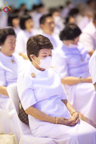 ภาพ No.209553:วันอาทิตย์ที่ 2 มีนาคม พ.ศ. 2568 พิธีบูชาข้าวพระ ณ สภาธรรมกายสากล วัดพระธรรมกาย