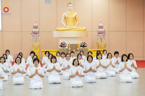 ภาพ No.161683:พิธีรับดวงแก้วนักเรียนบาลี ผู้สมัครสอบในนามวัดพระธรรมกาย วันพุธที่ 2 ตุลาคม พ.ศ. 2567 ณ เทวสภา อาคารร้อยปีคุณยายอาจารย์ฯ วัดพระธรรมกาย จ.ปทุมธานี
