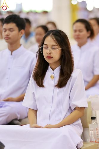 ภาพ No.151178:พิธีบูชาข้าวพระ ในวันอาทิตย์ต้นเดือน วันที่ 1 กันยายน พ.ศ. 2567 ณ สภาธรรมกายสากล วัดพระธรรมกาย